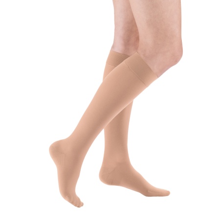 Гольфы компрессионные женские Ofa Classic, 1 класс компрессии, с закрытым носком, арт. CC310-MD